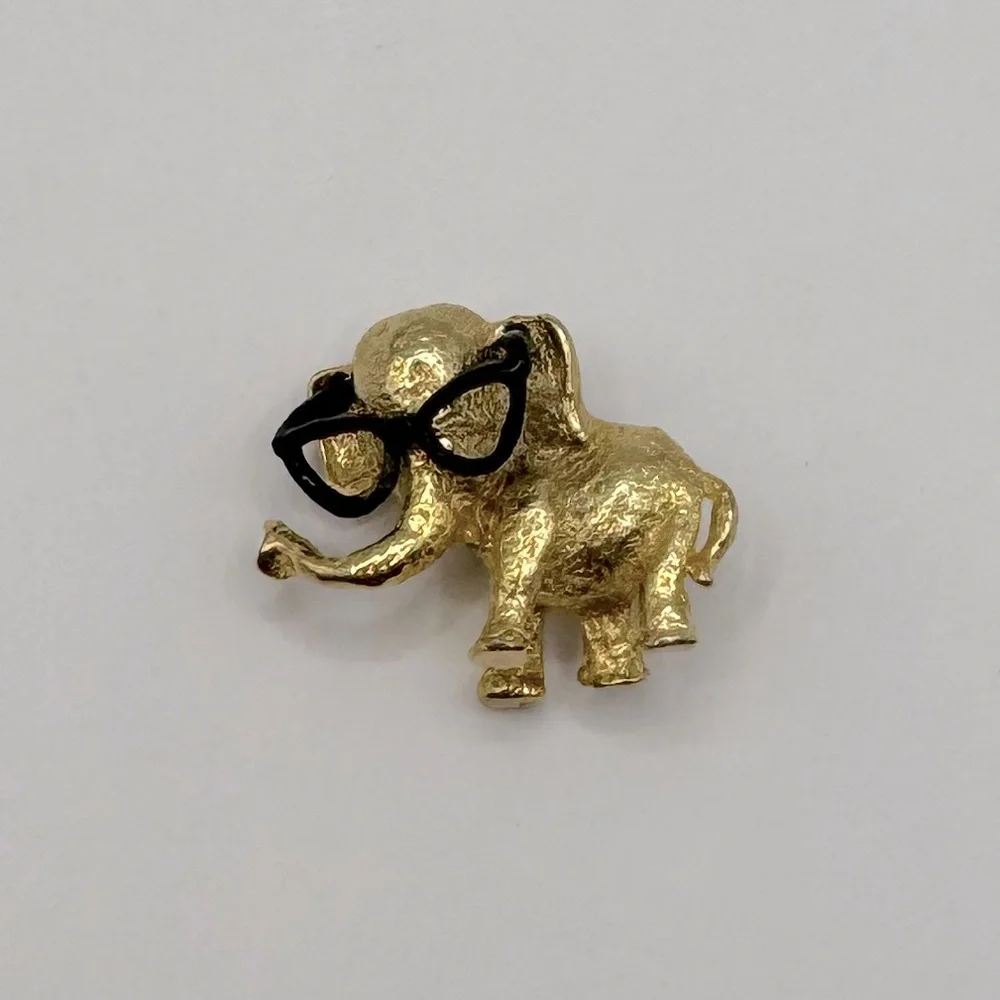 VINTAGE 1964 Barry Goldwater Elephant Pin